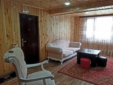 Фото номера Дом с 4 спальнями Дома для отпуска Luka House г. Akhaldaba 31